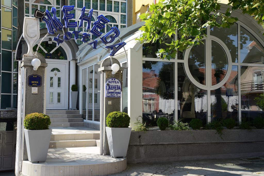 Hotel Zeneva Kragujevac Ngoại thất bức ảnh